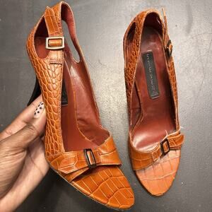 2000s Steve Madden Croc Skin Leather Heels with Double Side Buckle Detail!